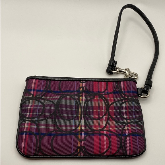 Coach - Picture 3 of 8